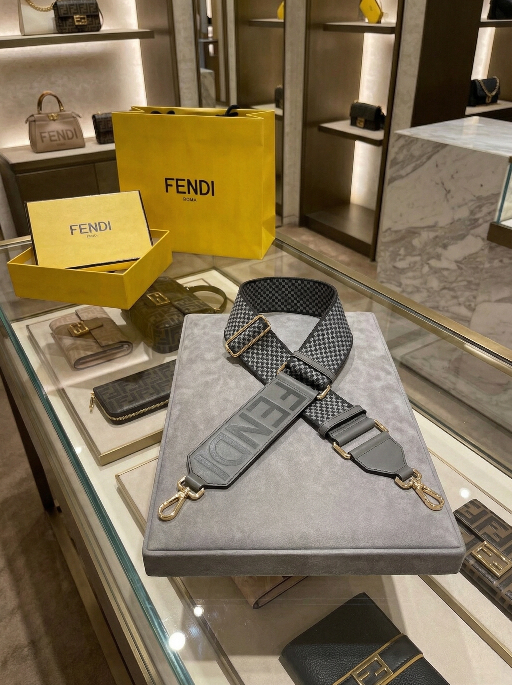 FENDI Плечевой ремень для сумки