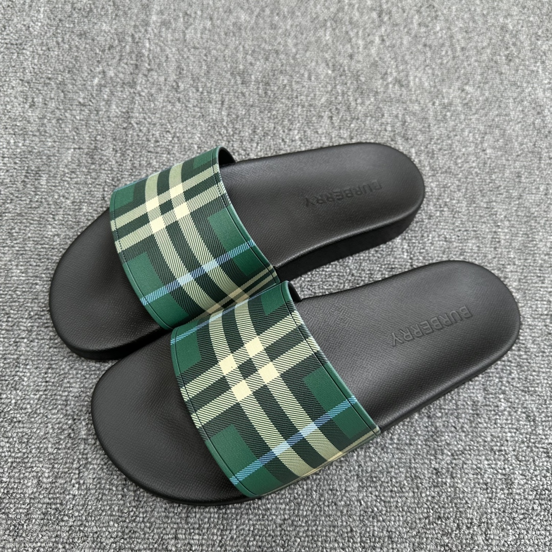 BURBERRY Мужские шлёпанцы 