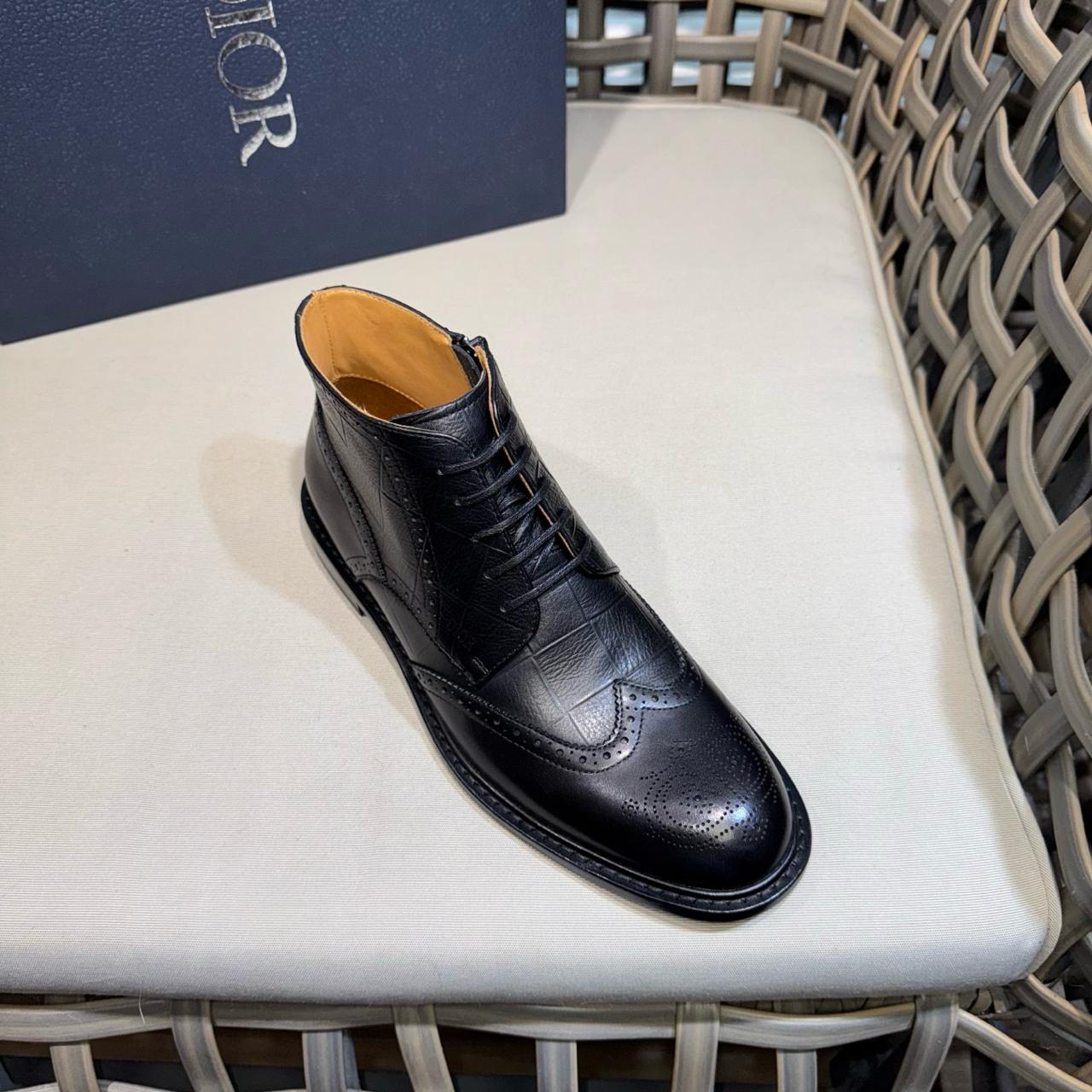 CHRISTIAN DIOR Мужские ботинки из телячьей кожи