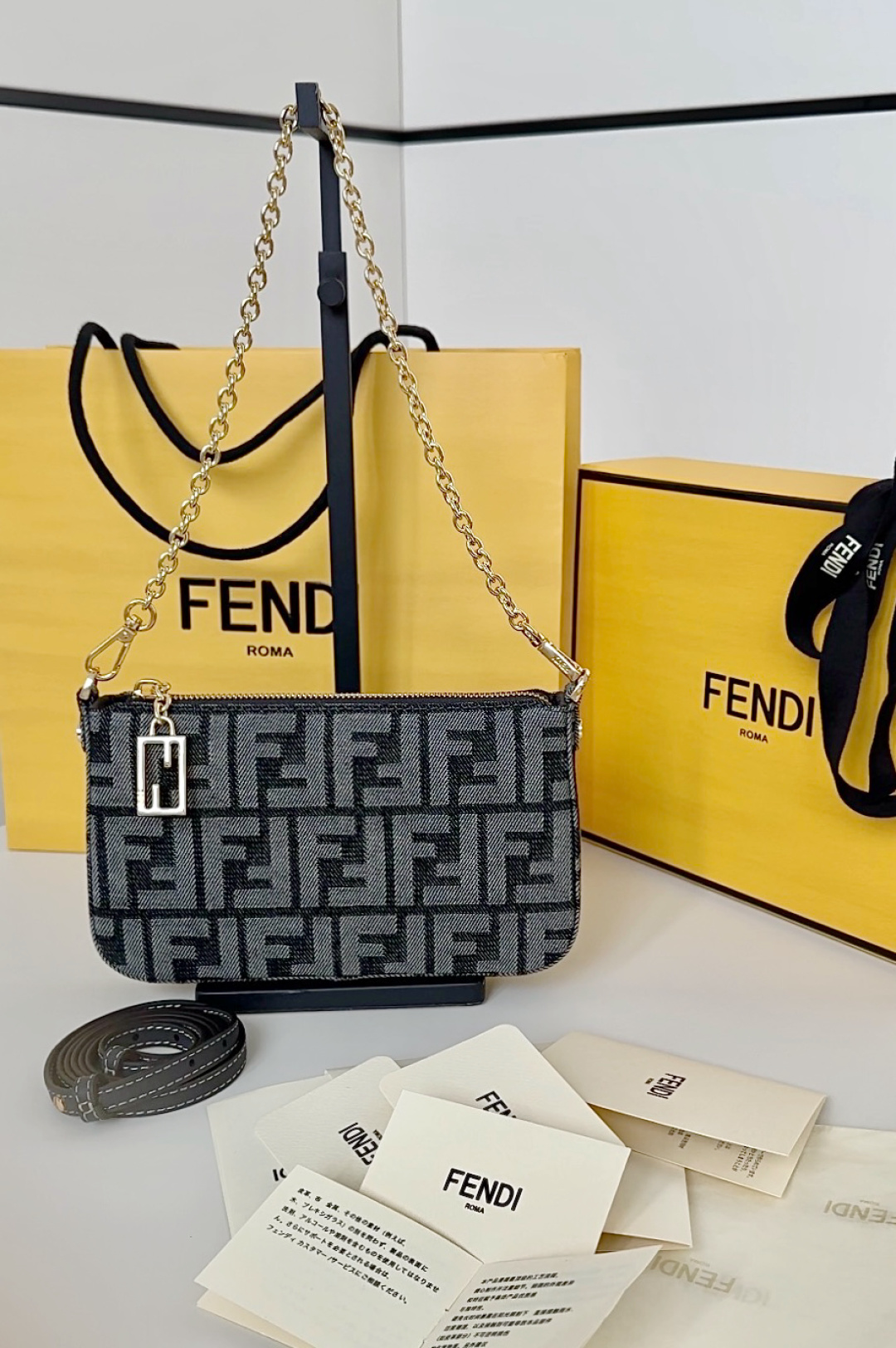 FENDI Женская сумка Baguette деним FENDI Женская сумка Baguette деним
