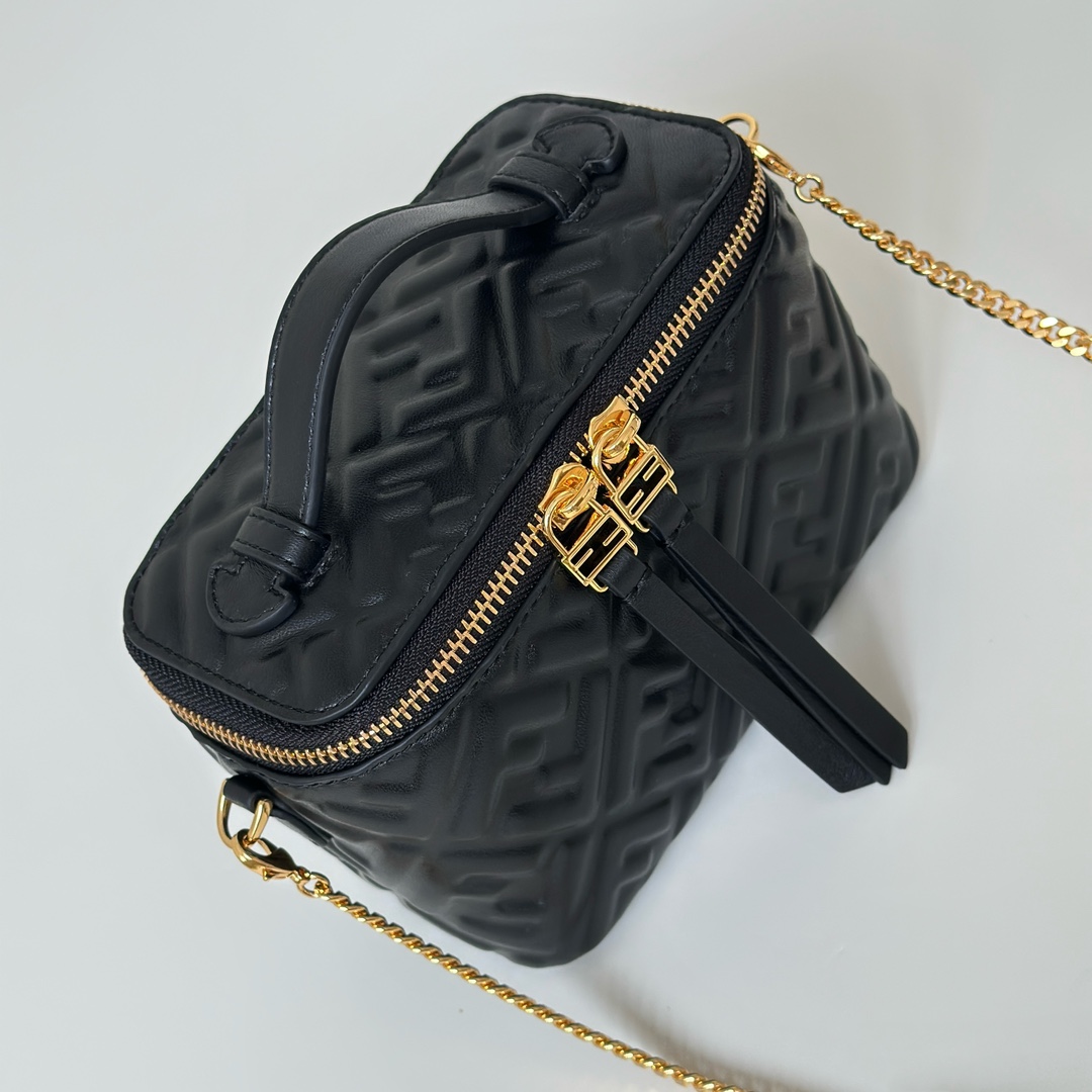FENDI Женская сумка Vanity