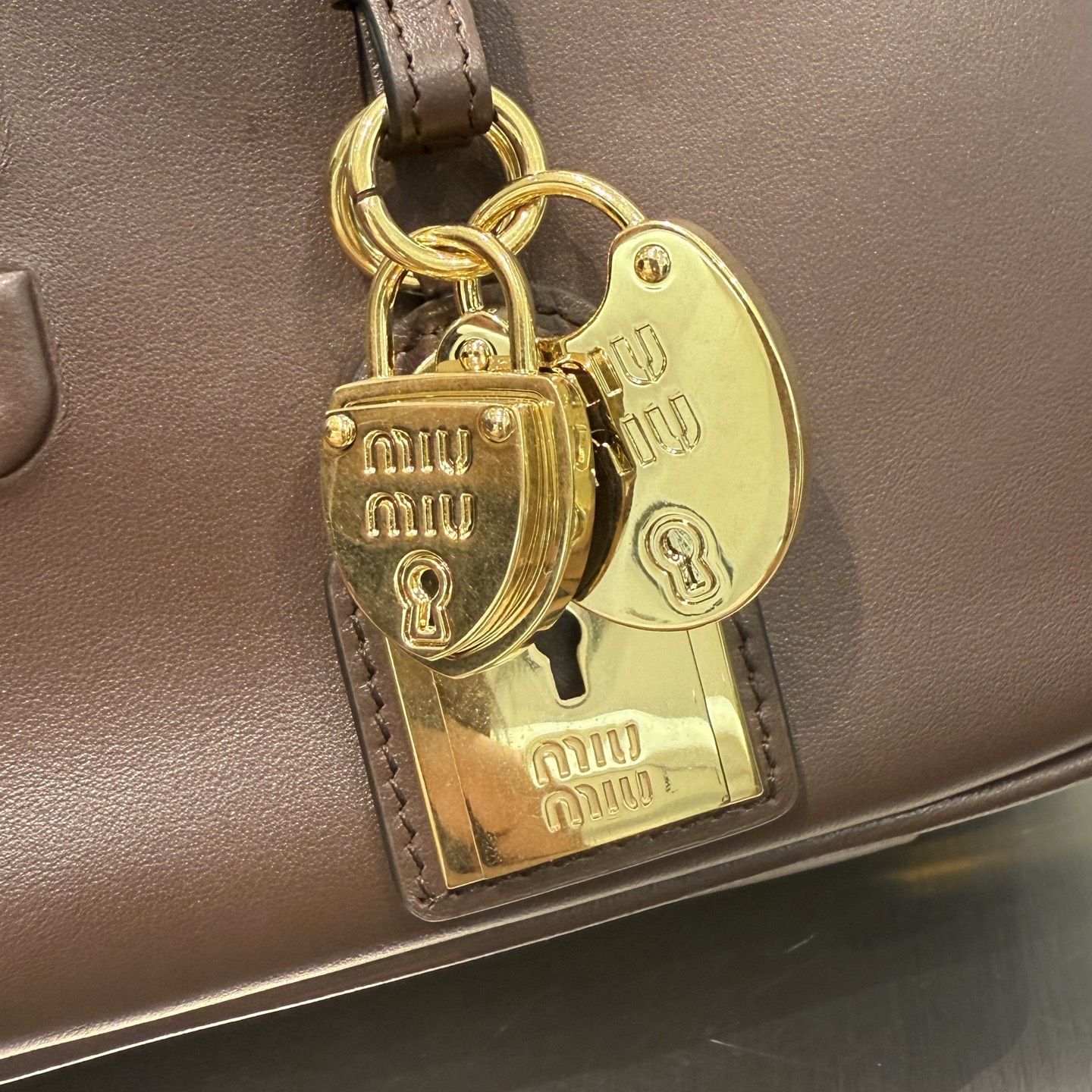 MIU MIU Женская сумка Beau leather bag