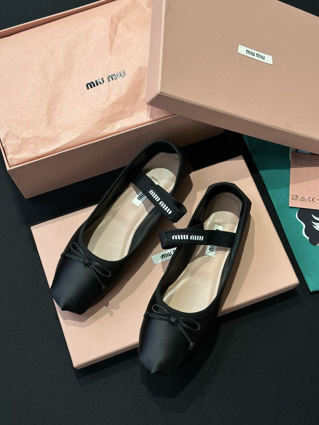 MIU MIU Атласные балетки 