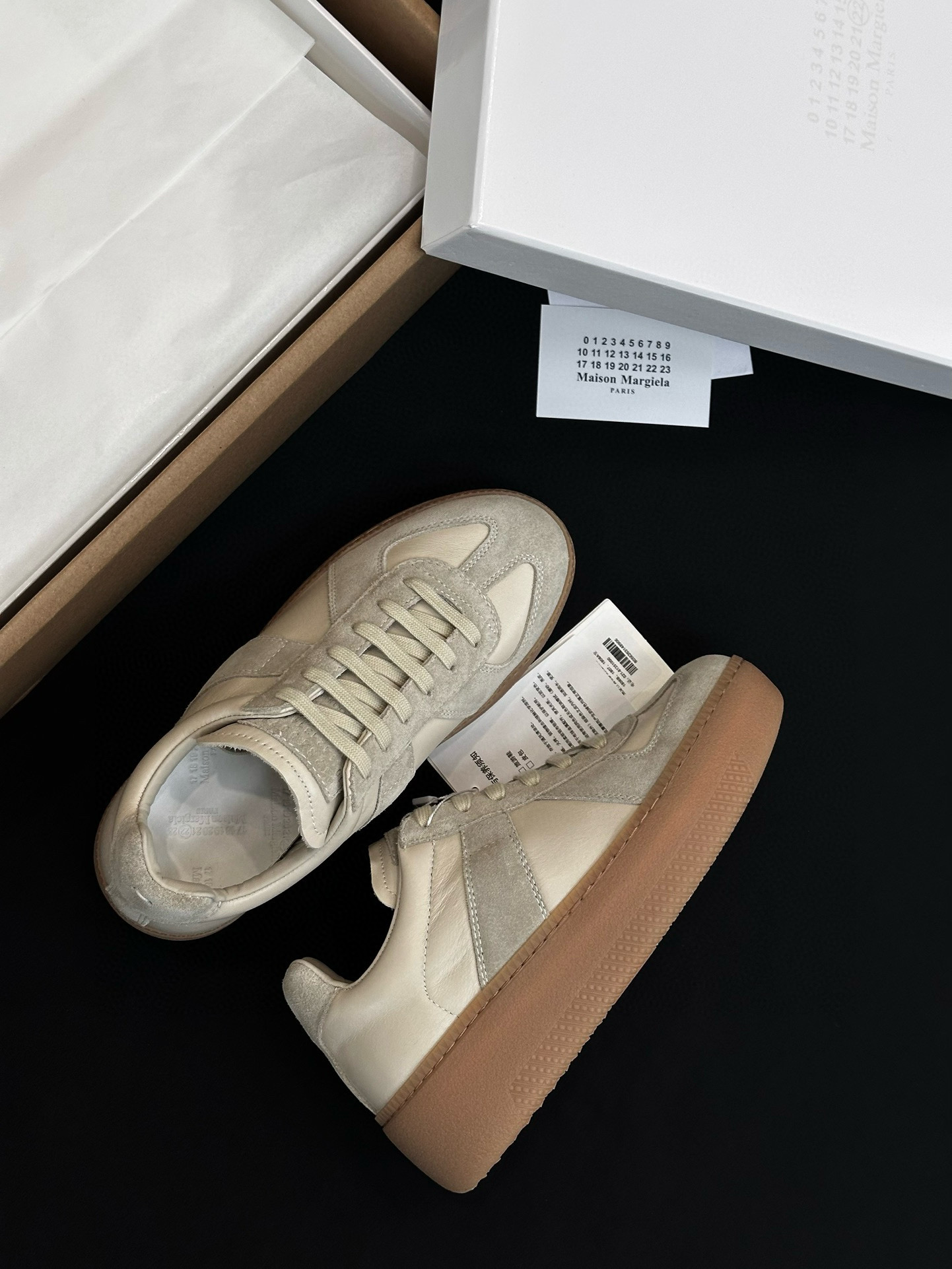 MAISON MARGIELA Женские кроссовки Replica MAISON MARGIELA Женские кроссовки Replica