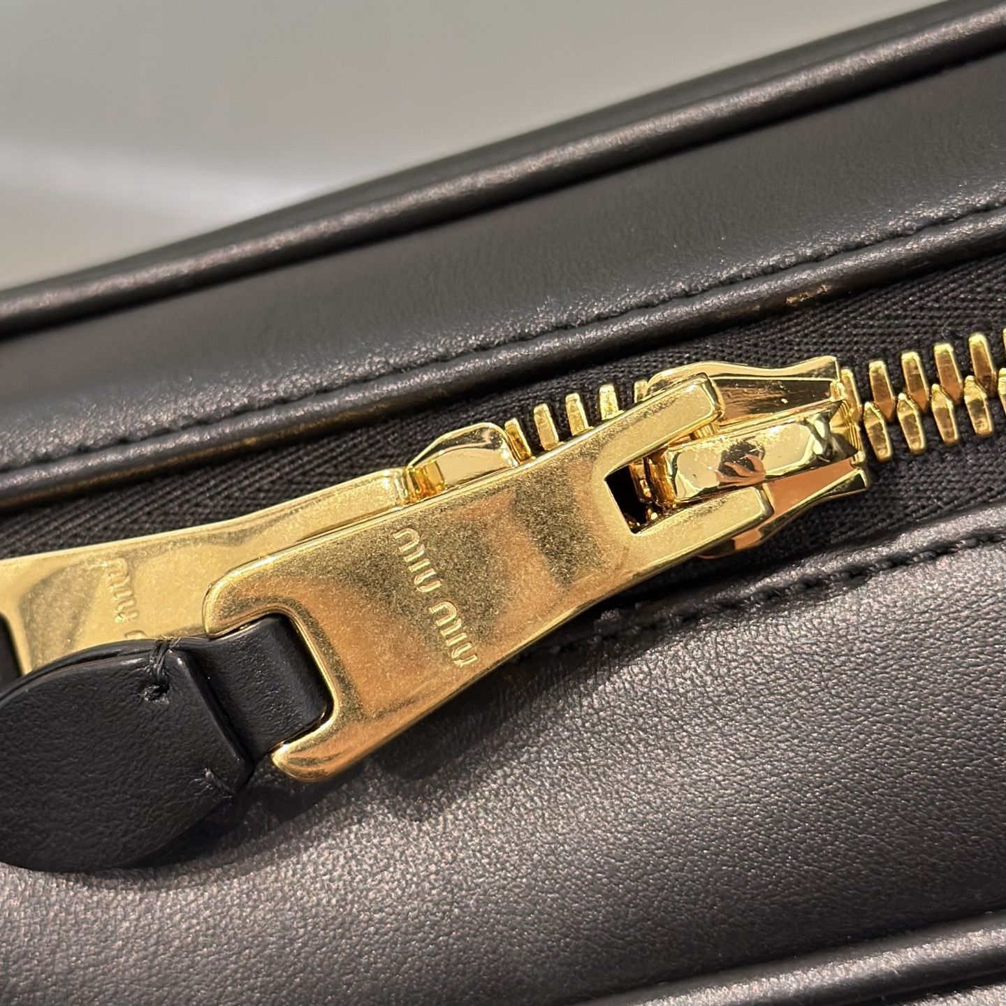 MIU MIU Женская сумка Beau leather bag MIU MIU Женская сумка Beau leather bag