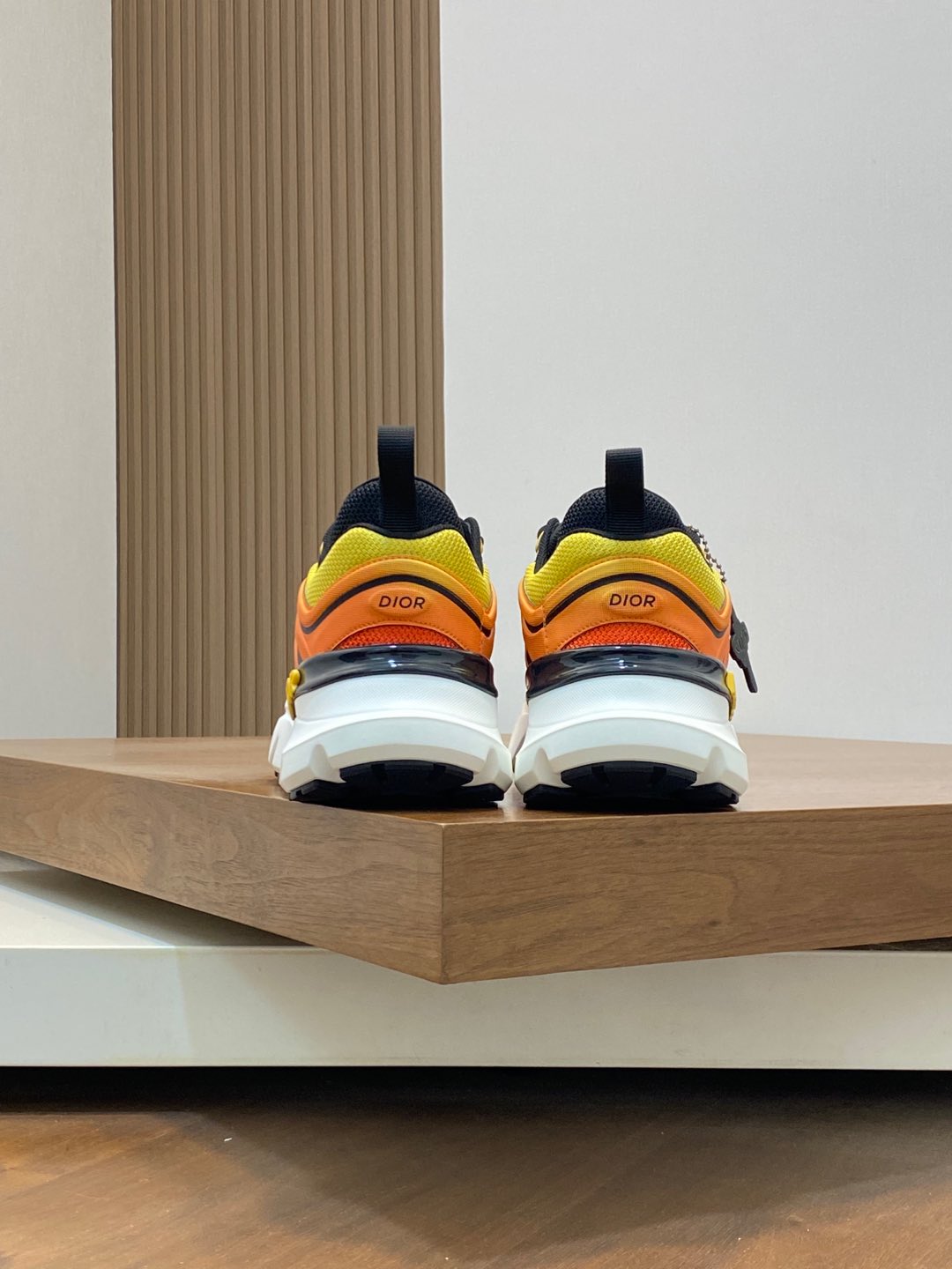 CHRISTIAN DIOR Мужские кроссовки B44 Blade