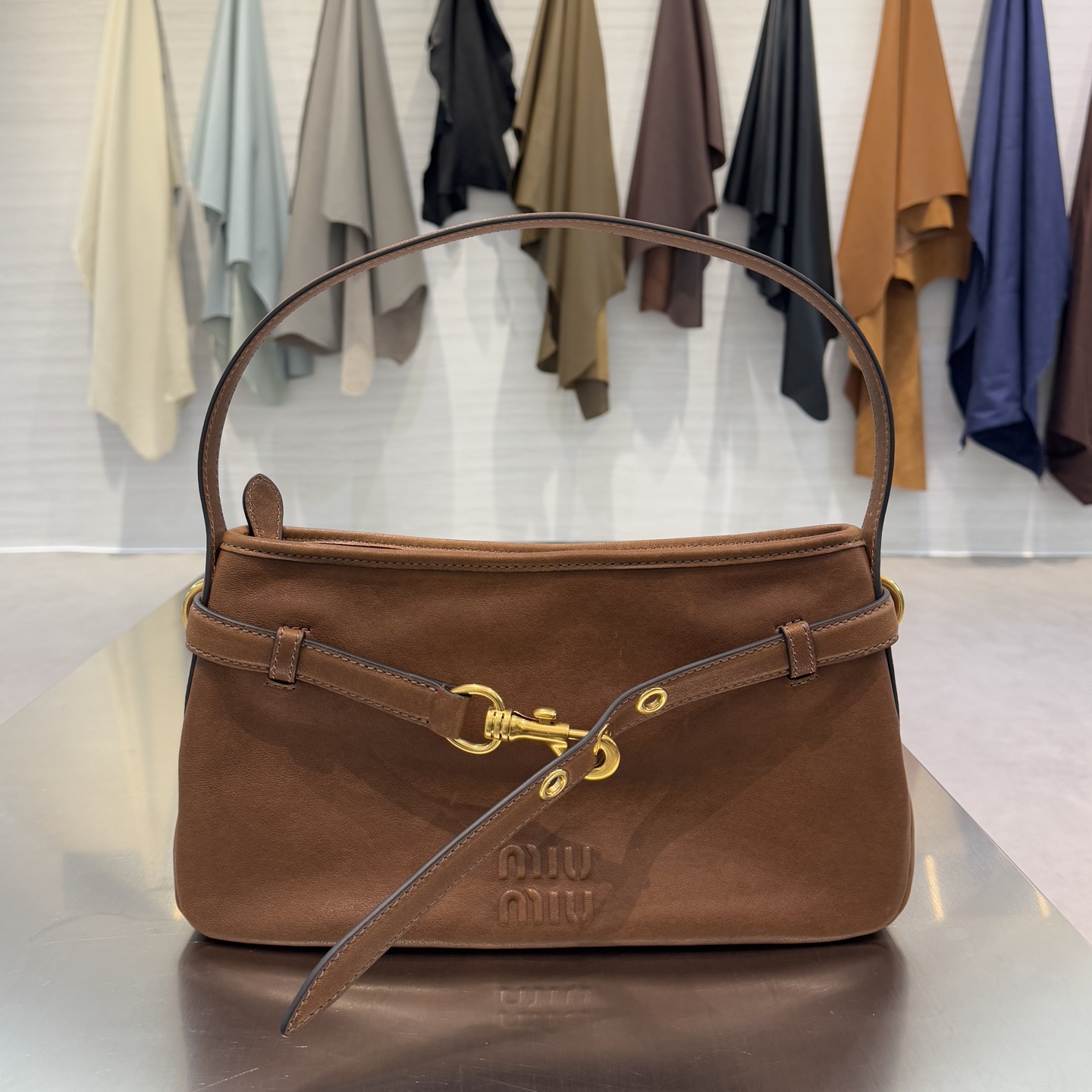 MIU MIU Женская сумка Aventure 