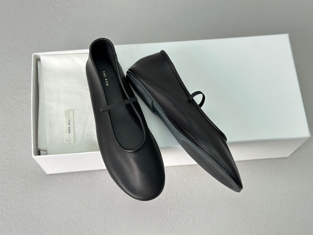 THE ROW Женские балетки Elastic 