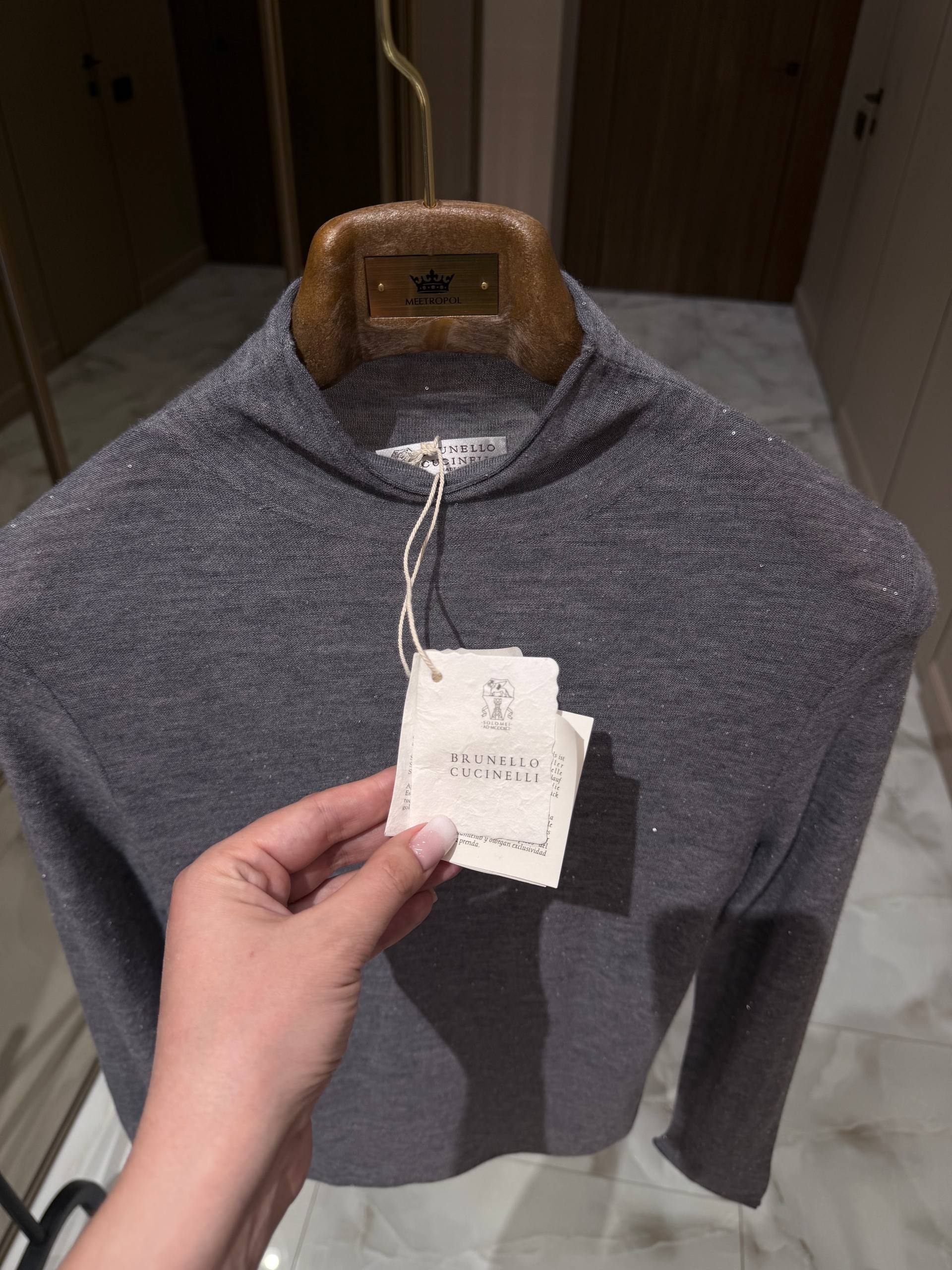 BRUNELLO CUCINELLI Женская водолазка с микро-пайетками