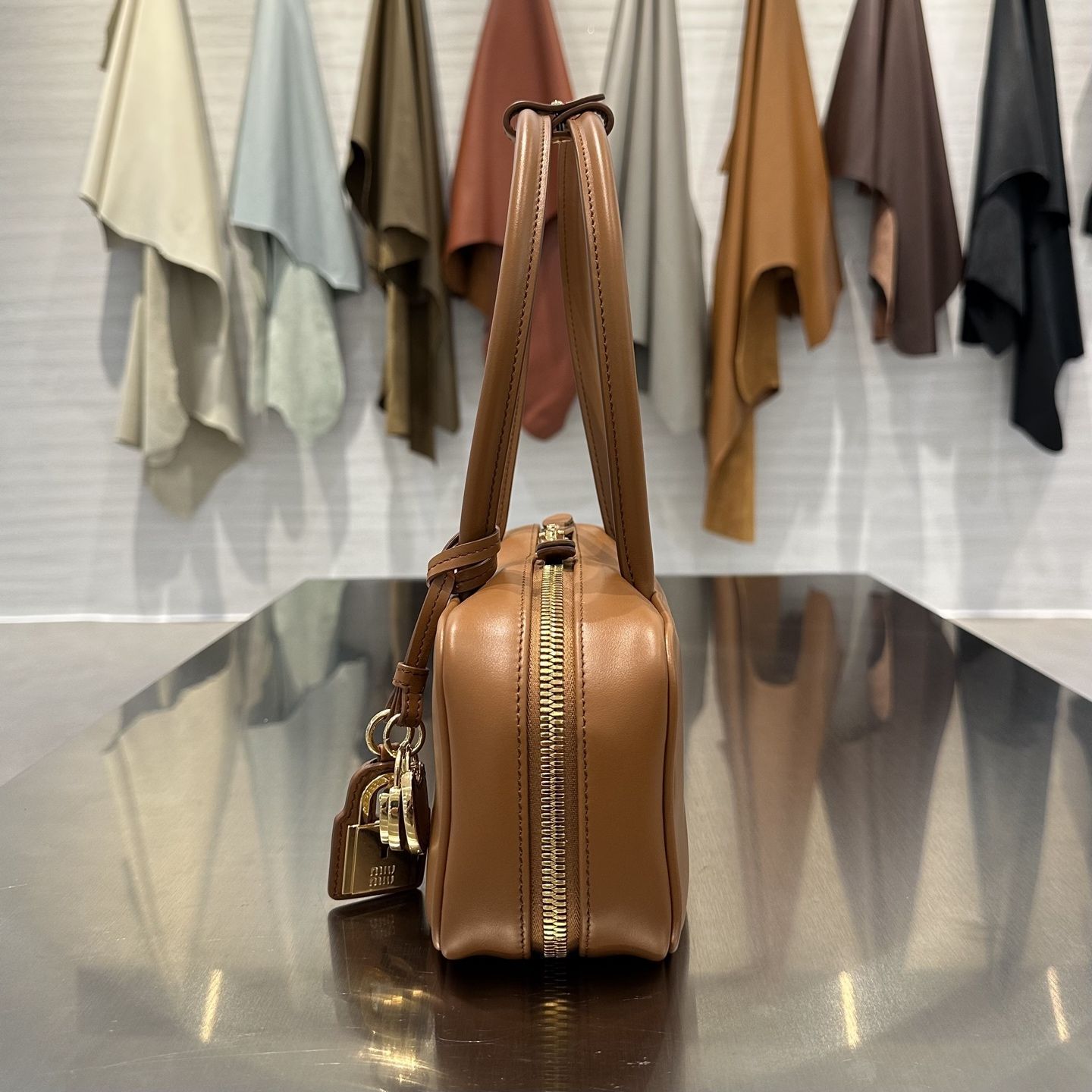 MIU MIU Женская сумка Beau leather bag