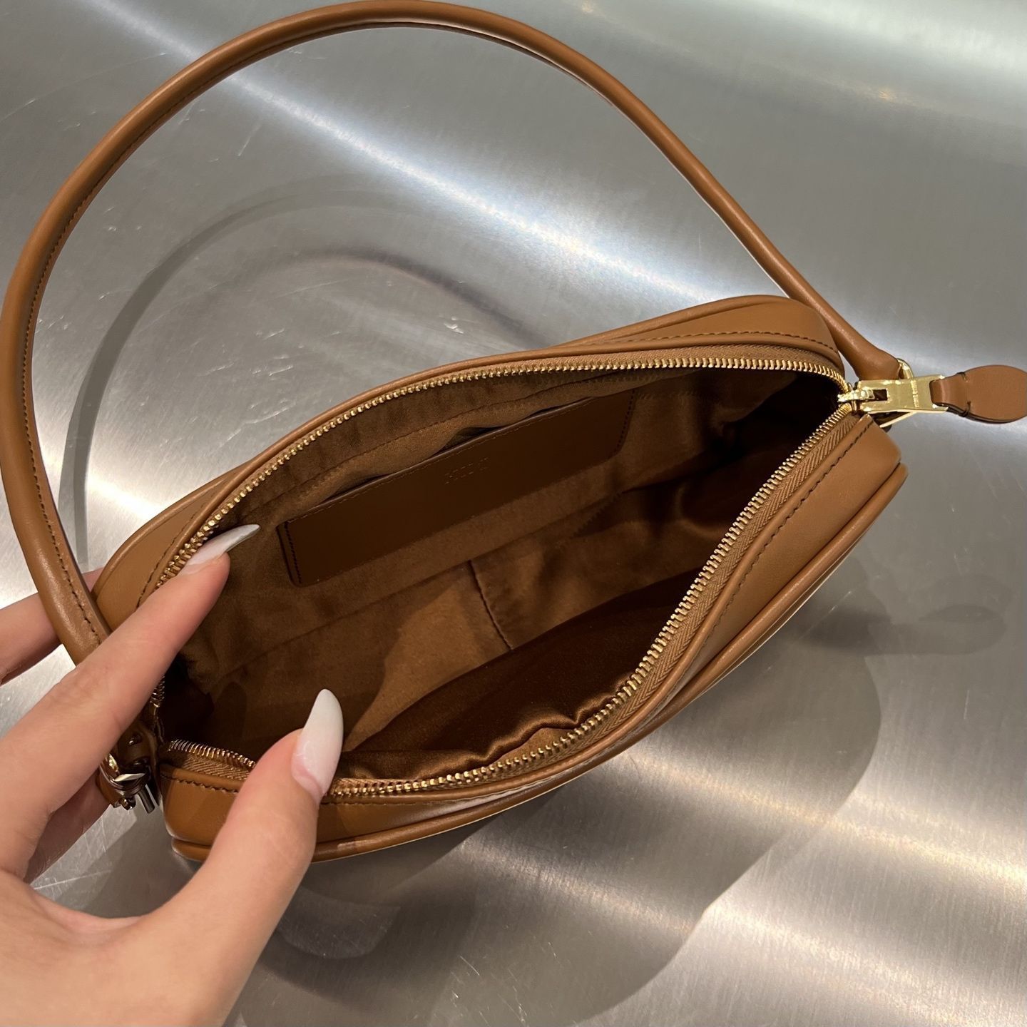 MIU MIU Женская сумка Leather Shoulder Bag