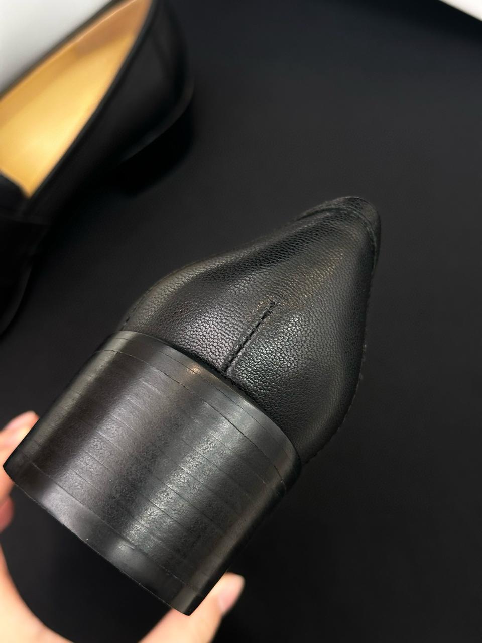 THE ROW Женские кожаные туфли