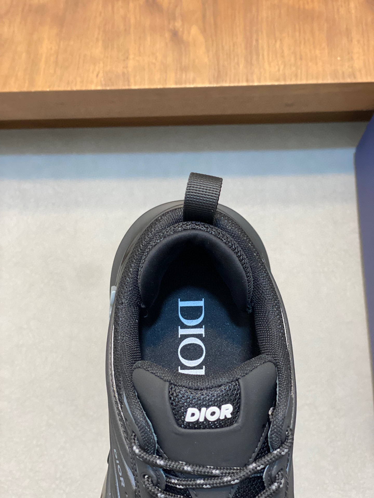 CHRISTIAN DIOR Мужские кроссовки B44 Blade