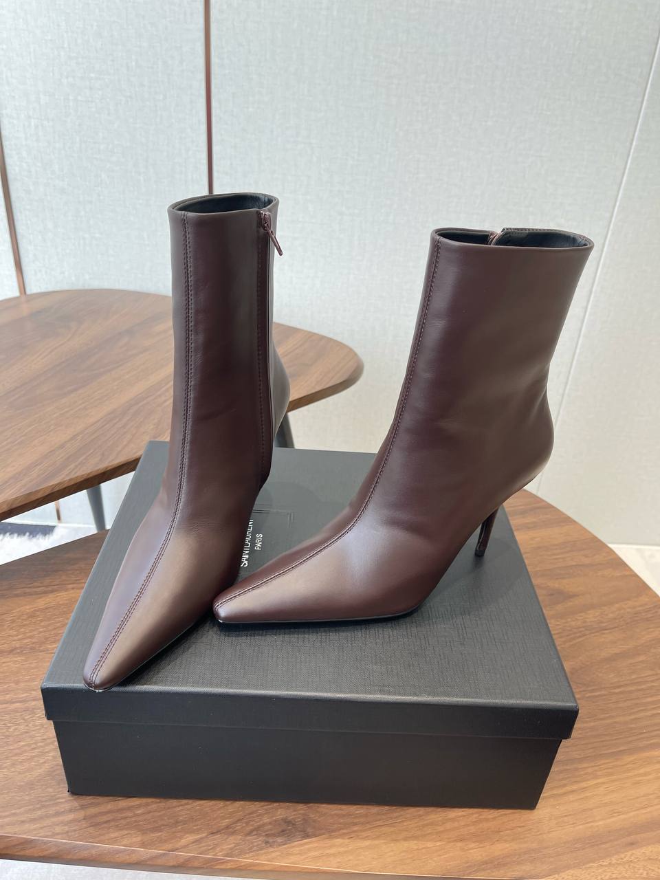 SAINT LAURENT Женские ботинки 