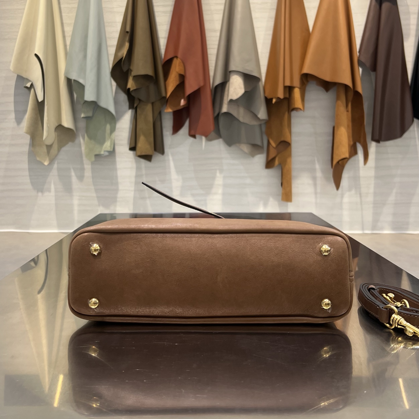 MIU MIU Женская сумка Aventure Nappa