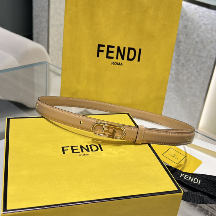  FENDI Женский ремень с пряжкой FF