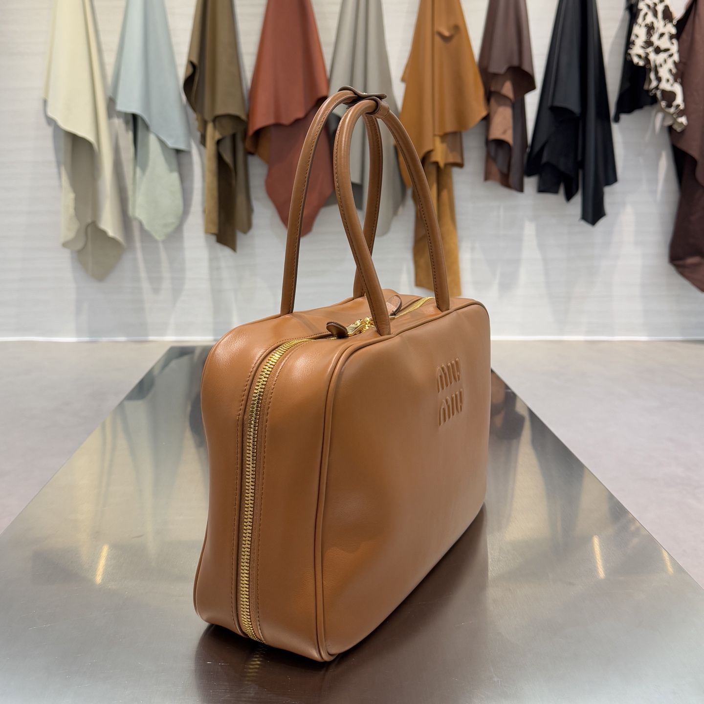 MIU MIU Женская сумка Beau MIU MIU Женская сумка Beau