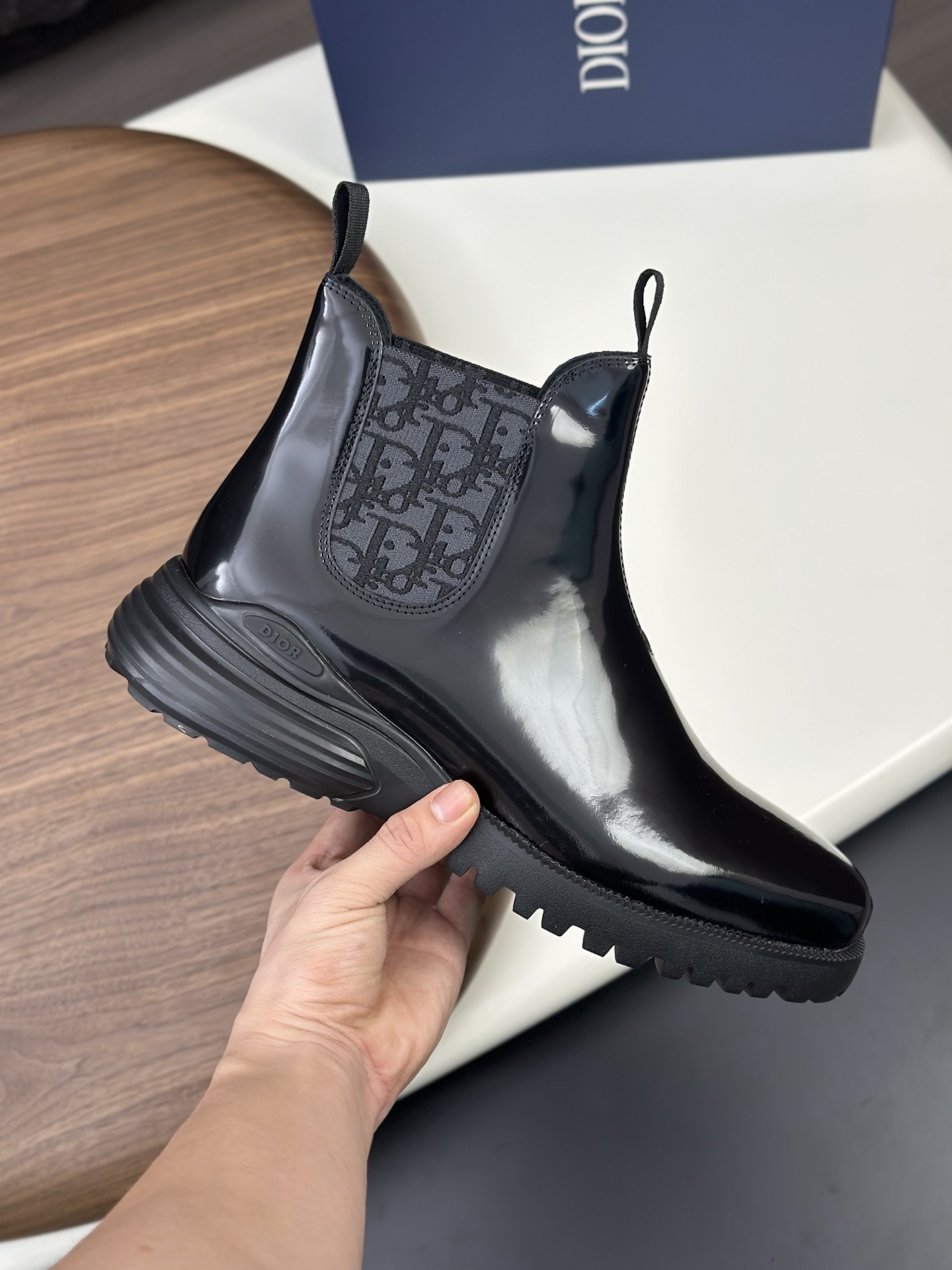 CHRISTIAN DIOR Мужские ботинки Combat Chelsea Boots CHRISTIAN DIOR Мужские ботинки Combat Chelsea Boots