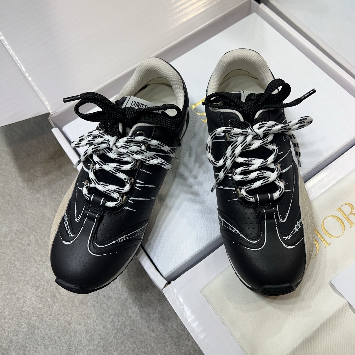 CHRISTIAN DIOR Женские кроссовки D-Sketch CHRISTIAN DIOR Женские кроссовки D-Sketch