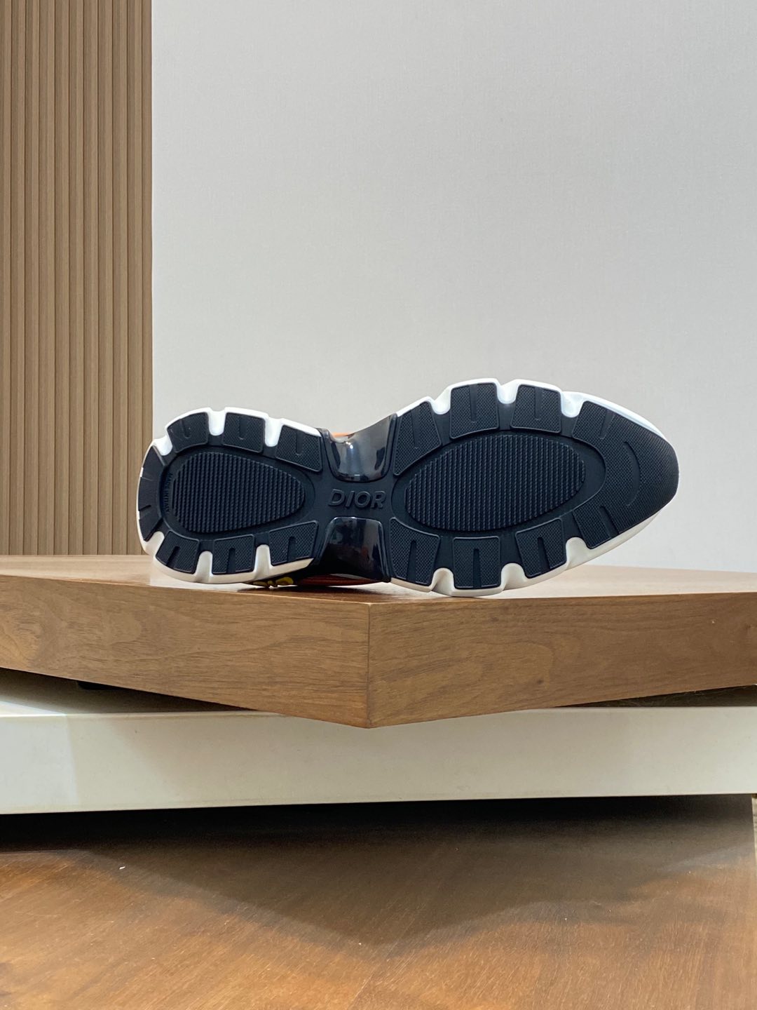 CHRISTIAN DIOR Мужские кроссовки B44 Blade
