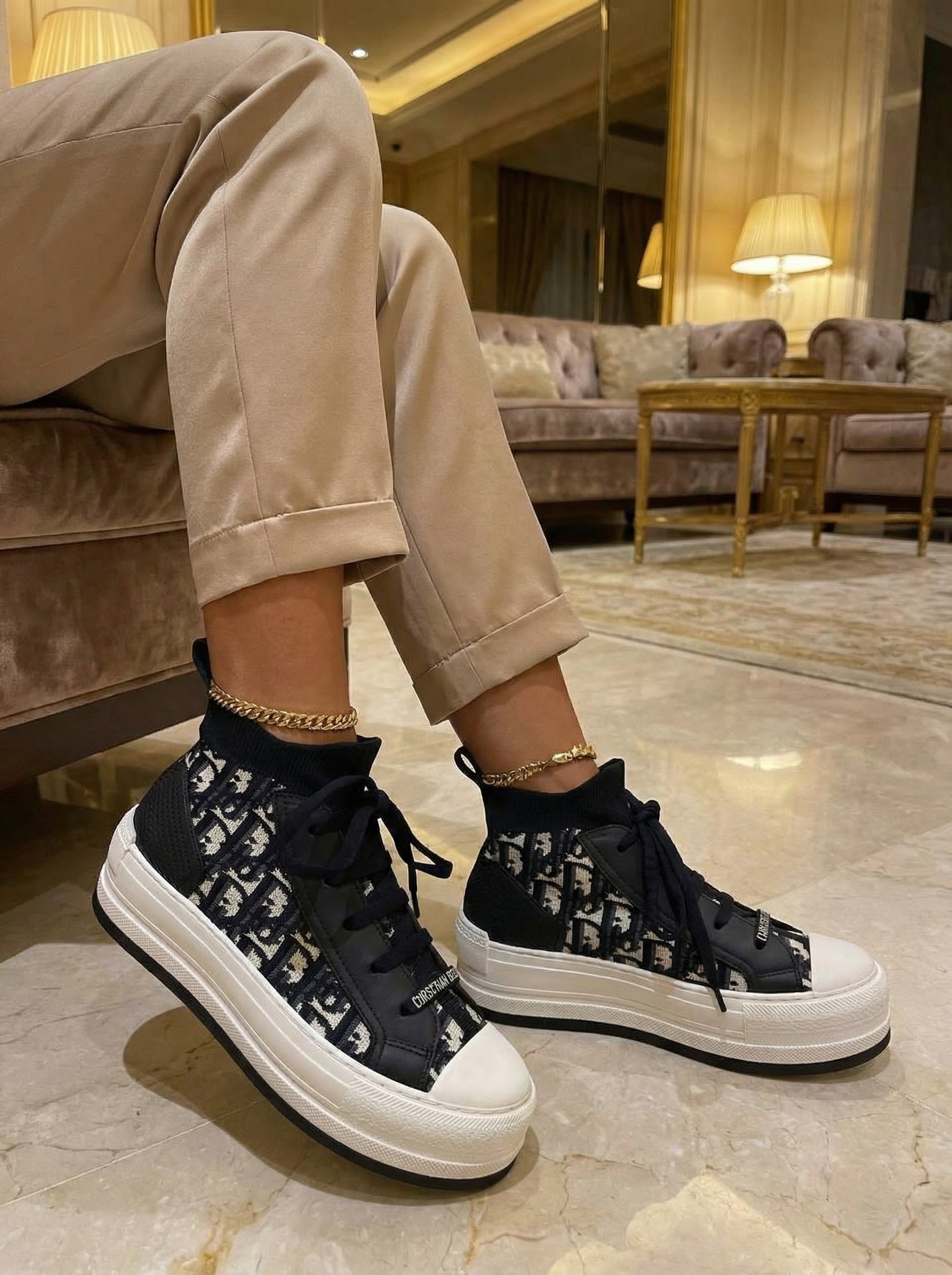 CHRISTIAN DIOR Женские кроссовки CHRISTIAN DIOR Женские кроссовки