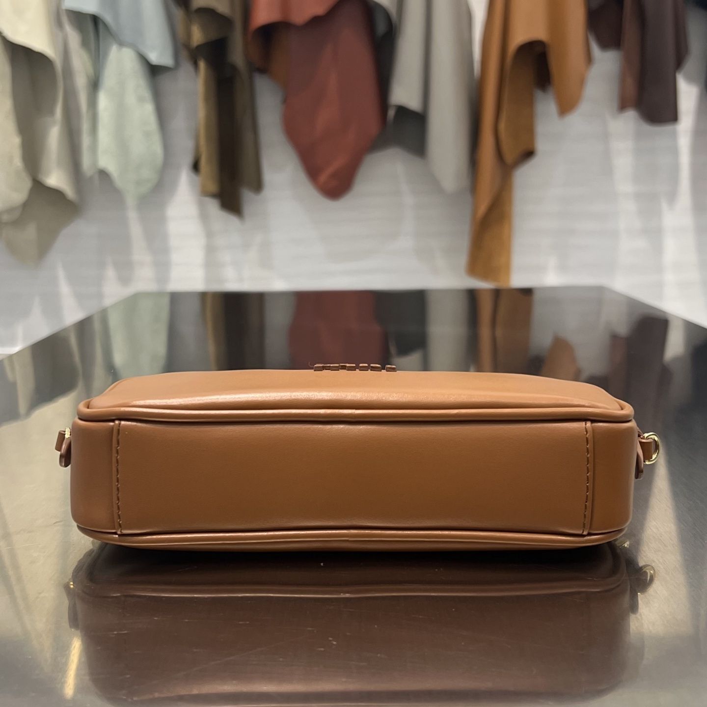 MIU MIU Женская сумка Leather Shoulder Bag