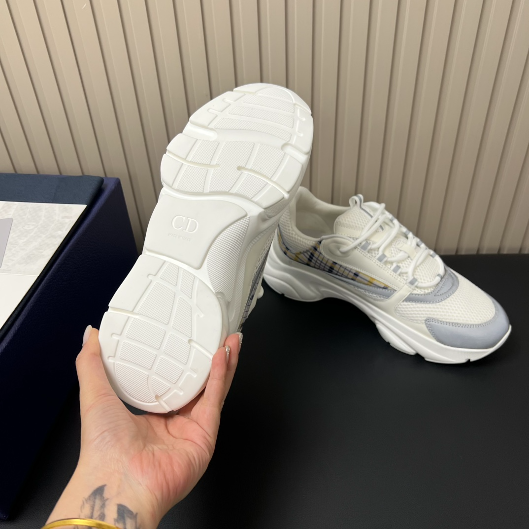 CHRISTIAN DIOR Мужские кроссовки B22