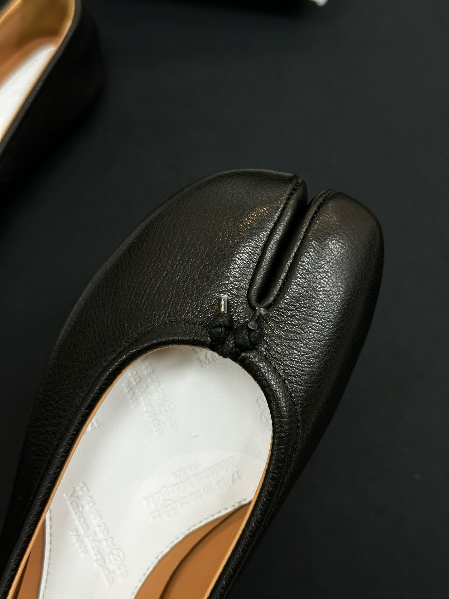 MAISON MARGIELA Женские балетки MM6 Tabi MAISON MARGIELA Женские балетки MM6 Tabi