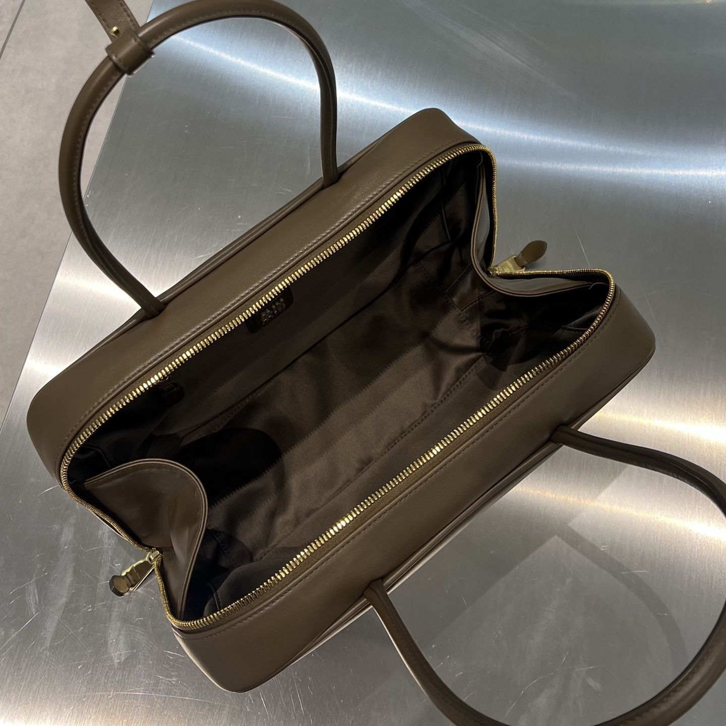 MIU MIU Женская сумка Beau 