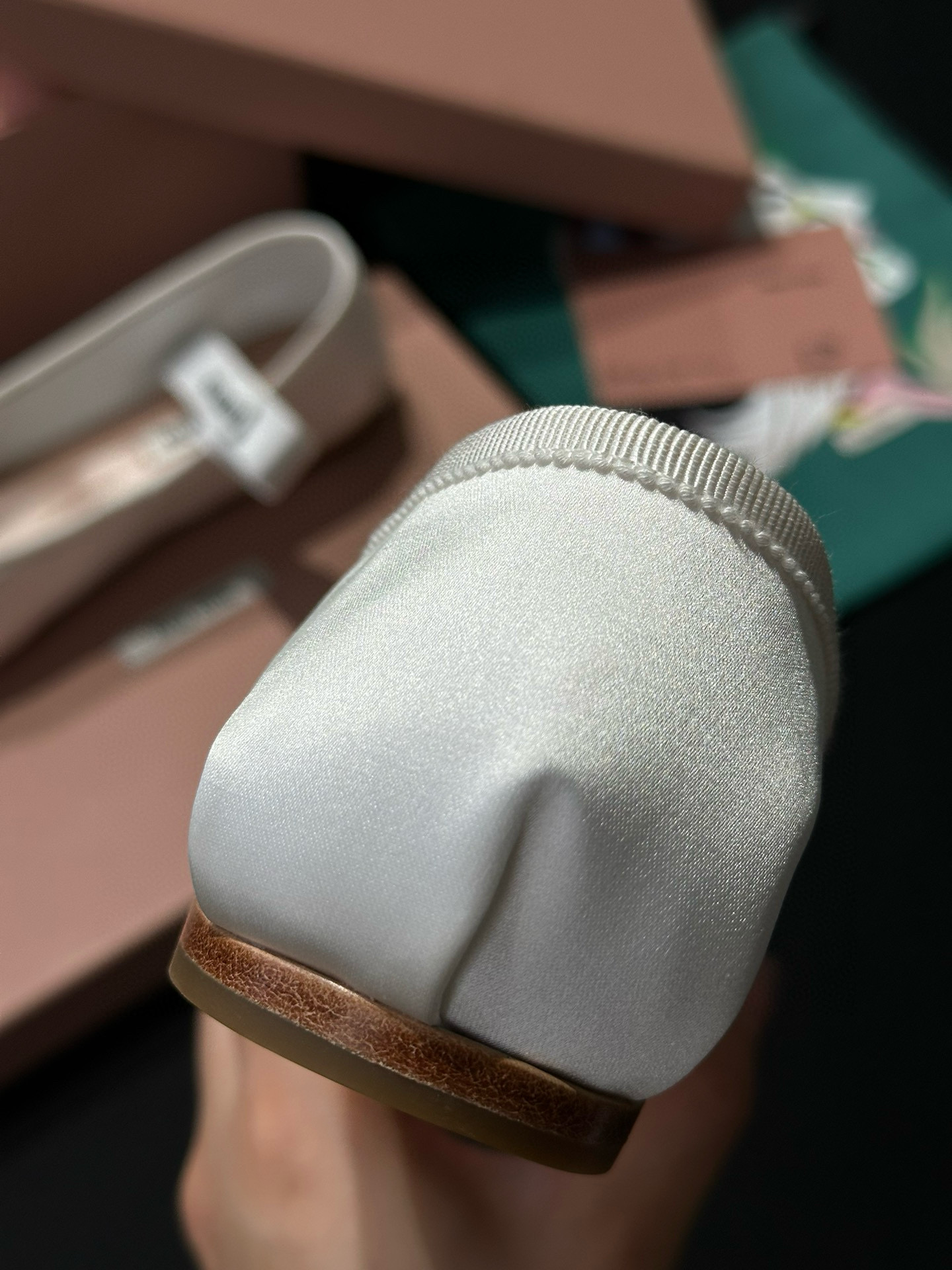 MIU MIU Атласные балетки 