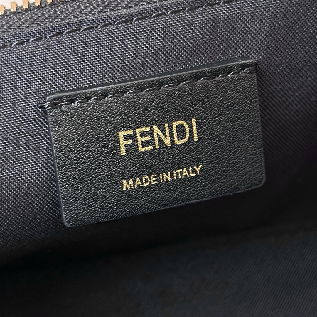 FENDI Женская сумка Vanity