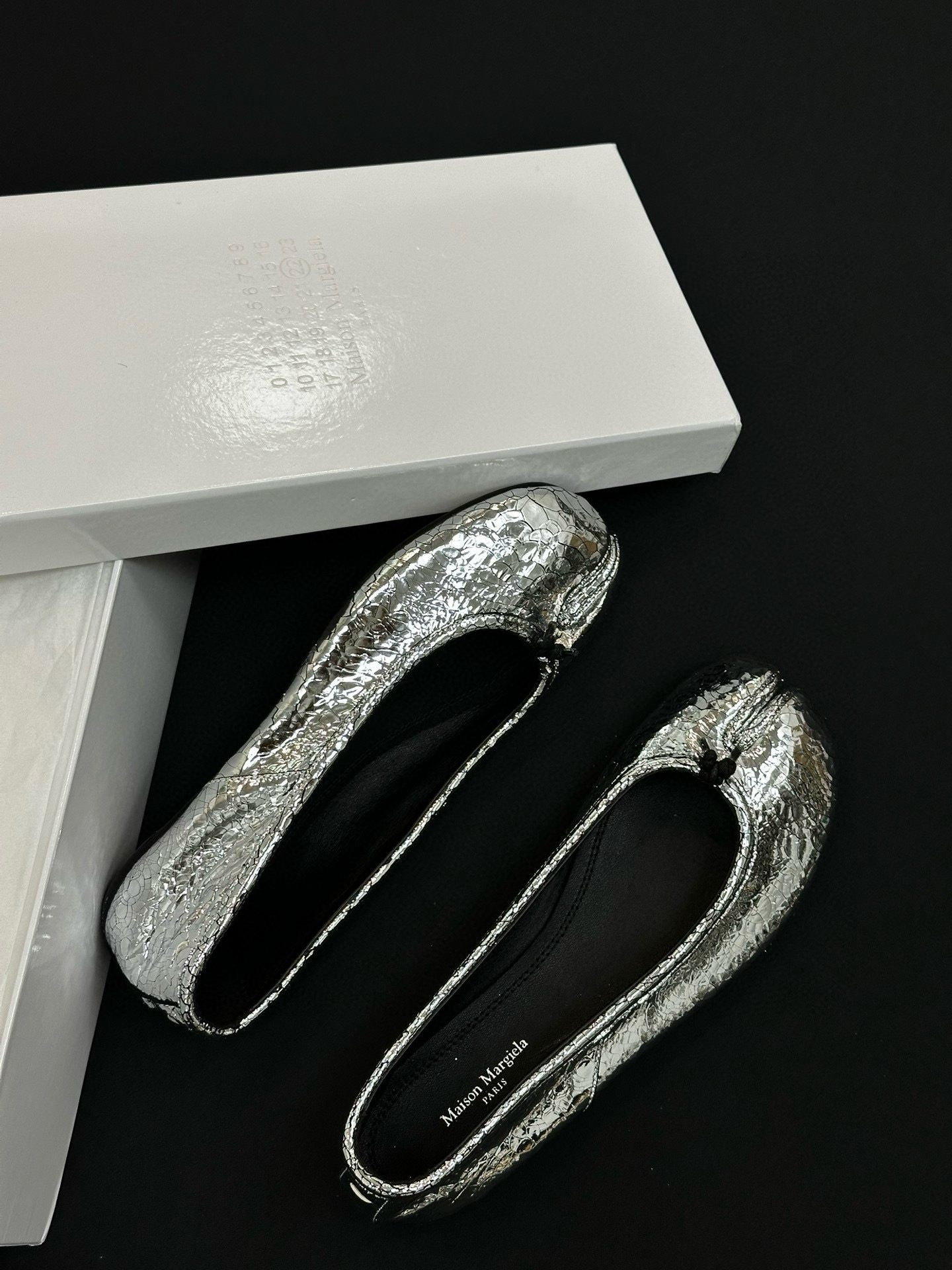 MAISON MARGIELA Женские балетки MM6 Tabi