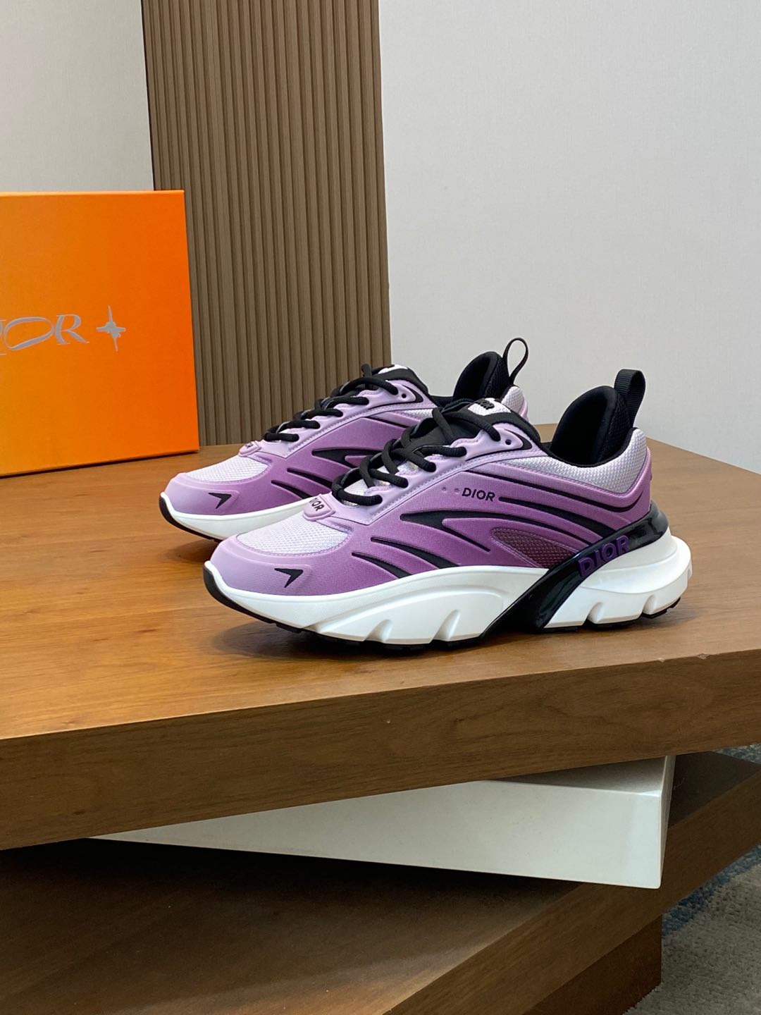 CHRISTIAN DIOR Мужские кроссовки B44 Blade