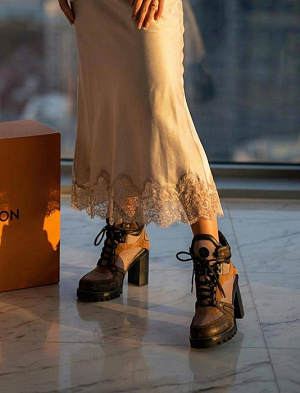 LOUIS VUITTON Женские ботинки 