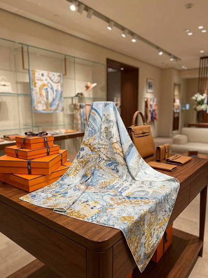 HERMES Женский платок шёлк