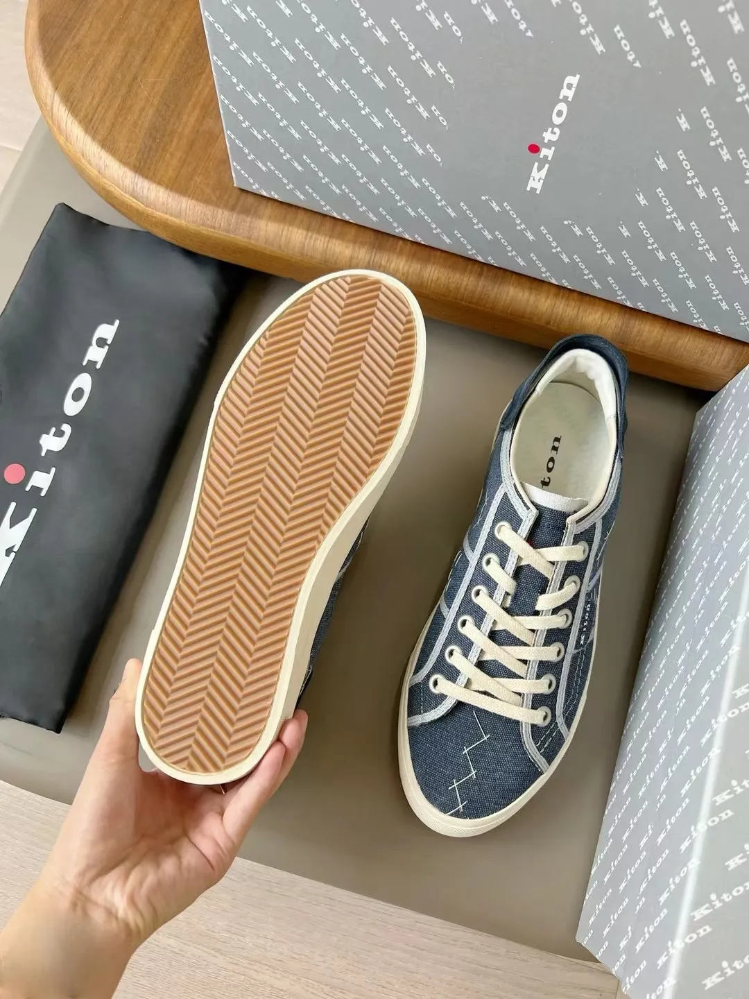 KITON Мужские кроссовки