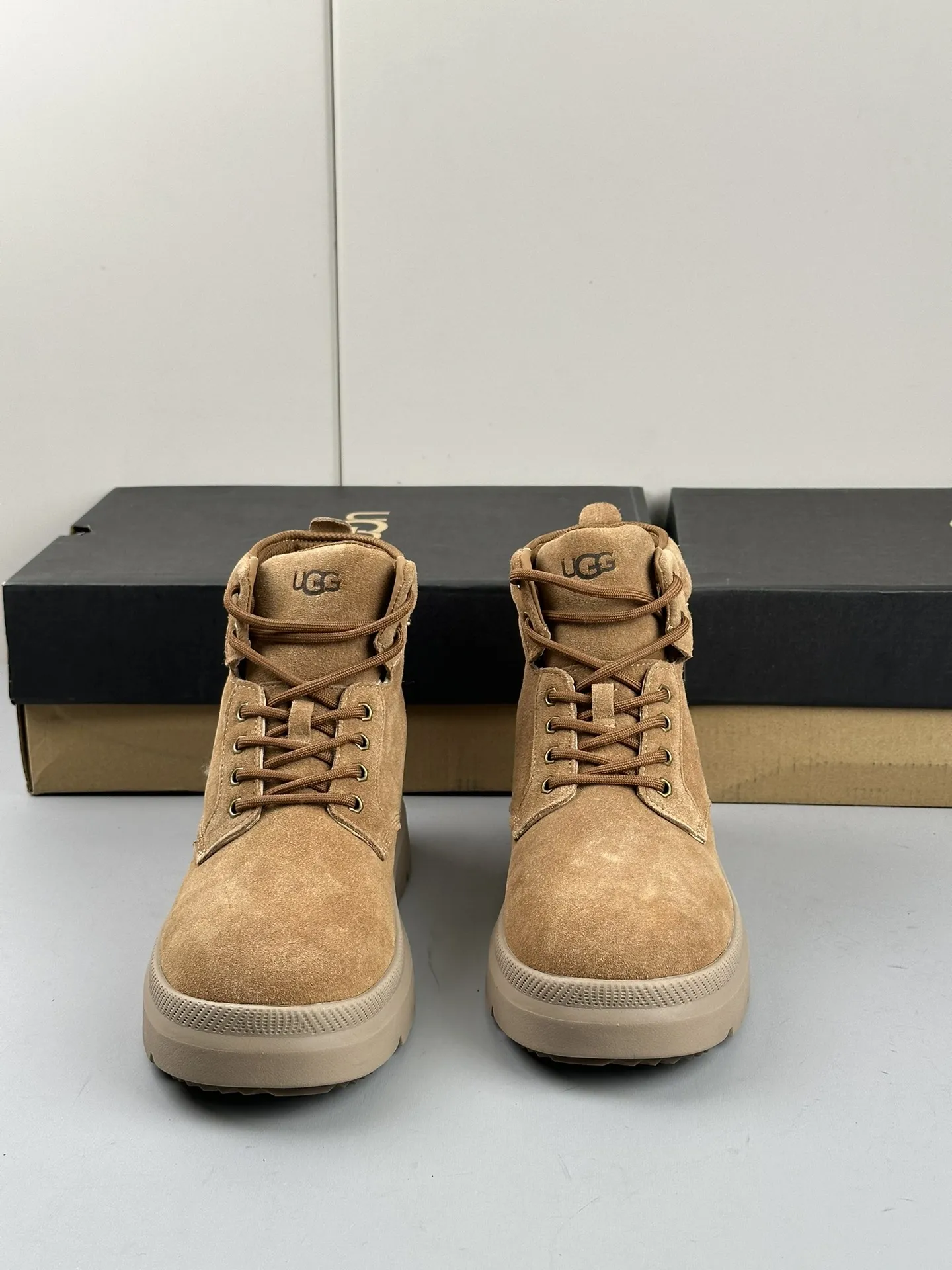 UGG Мужские ботинки коричневые с шерстяной стелькой