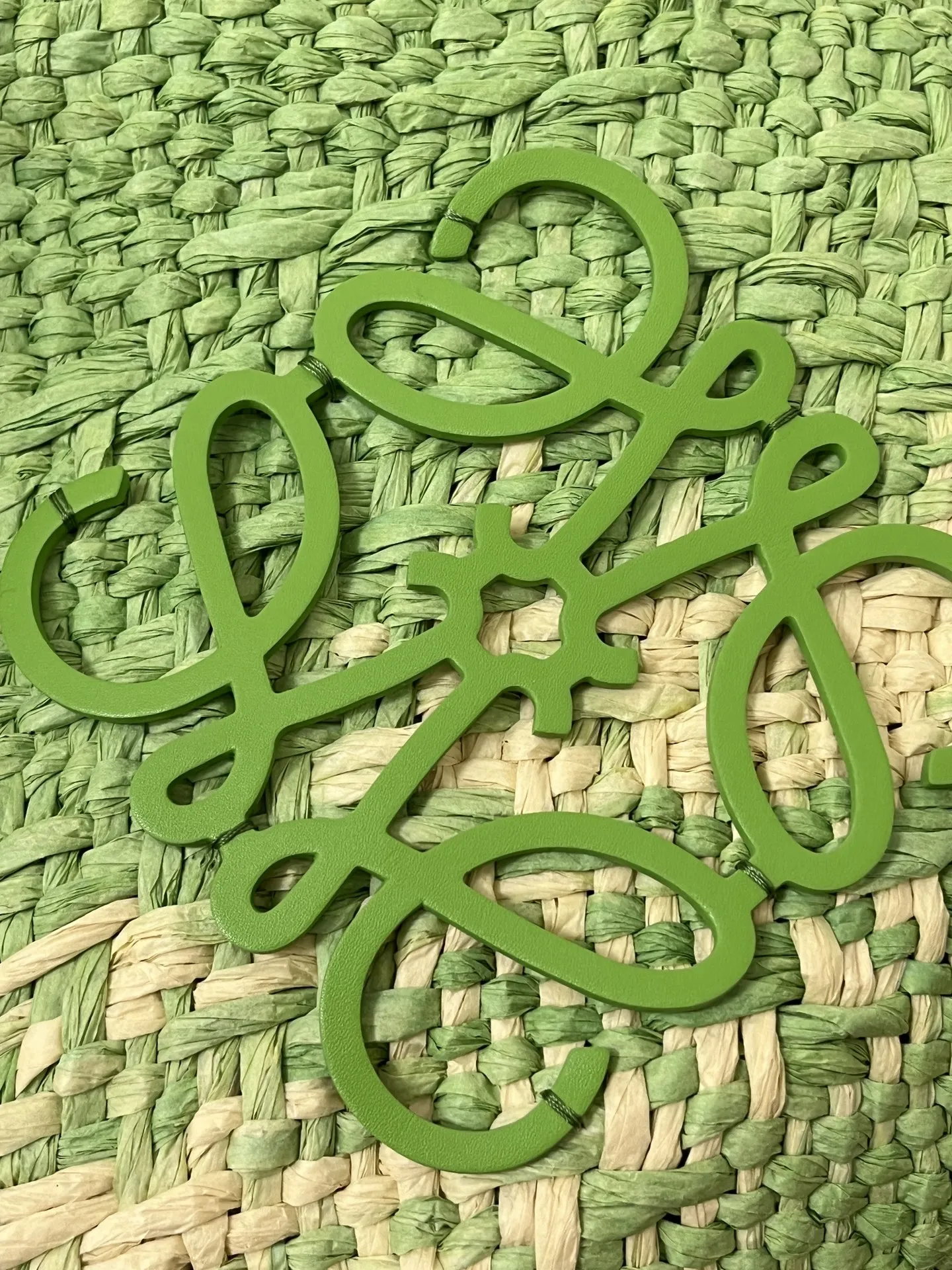 LOEWE Женская пляжная сумка Anagram Basket