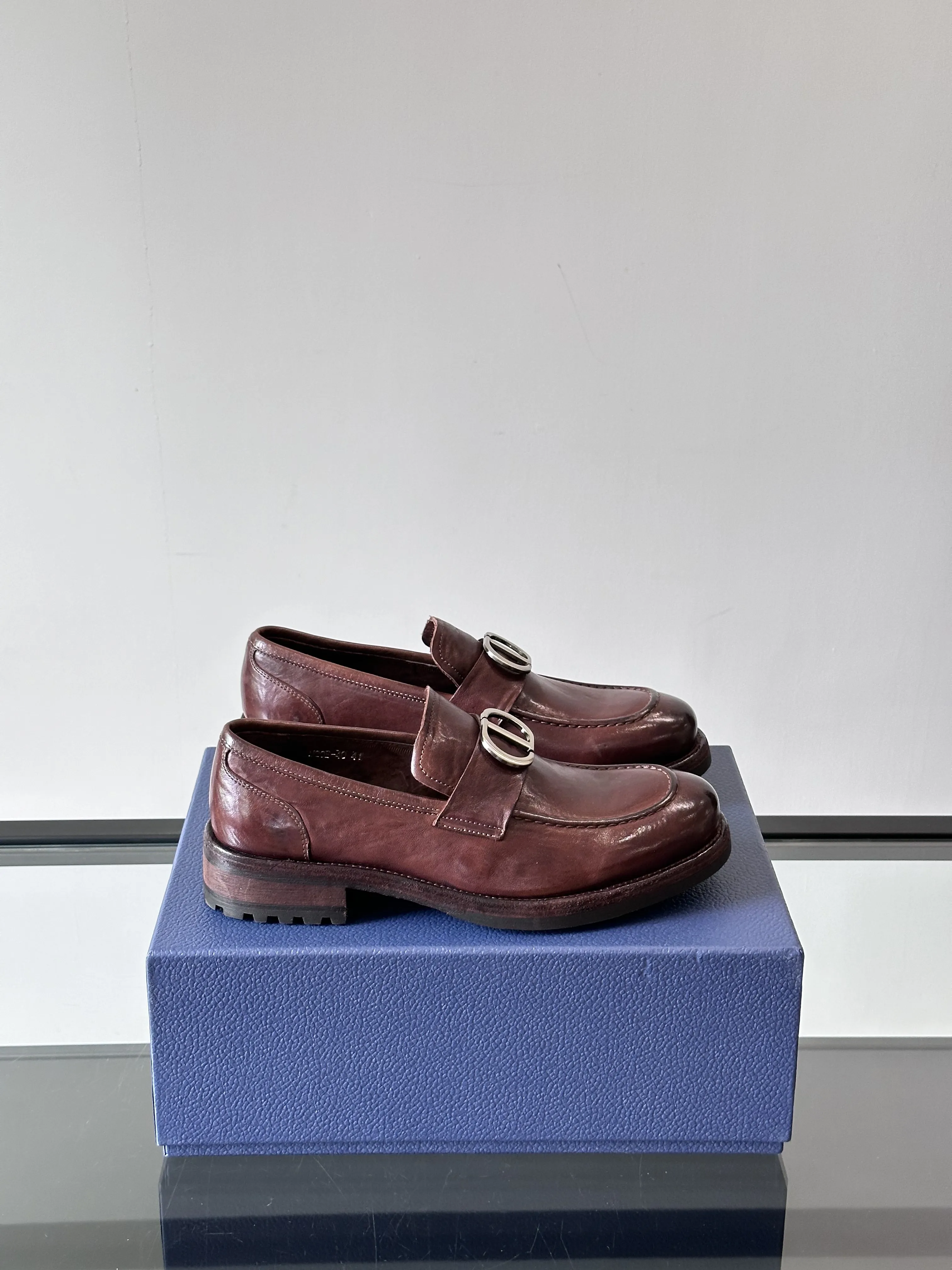 DIOR Мужские лоферы из коровьей кожи DIOR Мужские лоферы из коровьей кожи