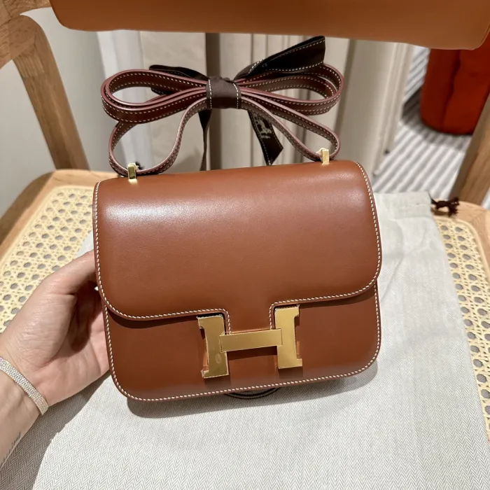 Hermes Женская сумка Constance 19 см ck37/Gold Barenia