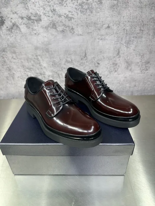 PRADA Мужские туфли дерби