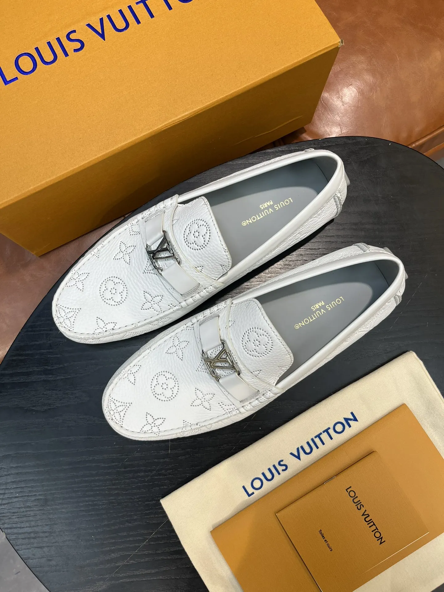 LOUIS VUITTON Мужские мокасины LOUIS VUITTON Мужские мокасины