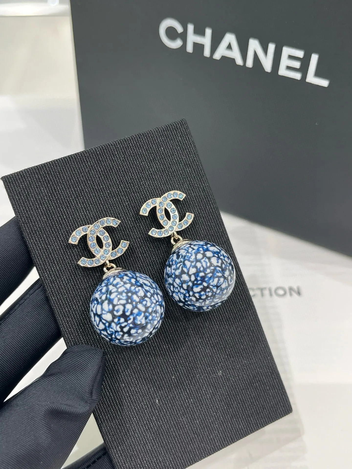 CHANEL Женские серьги 25A 