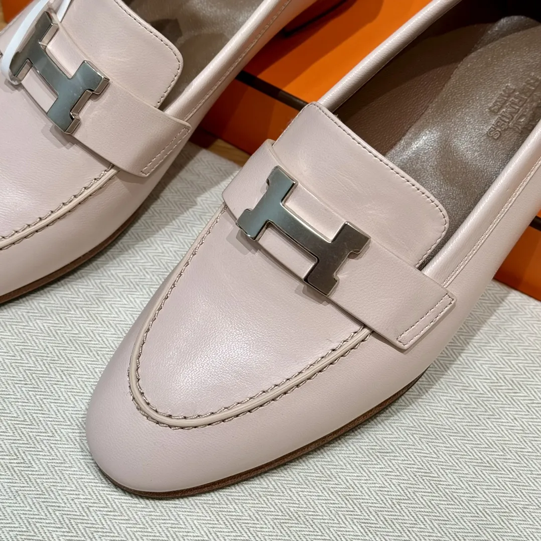 HERMES Женские лоферы Paris 