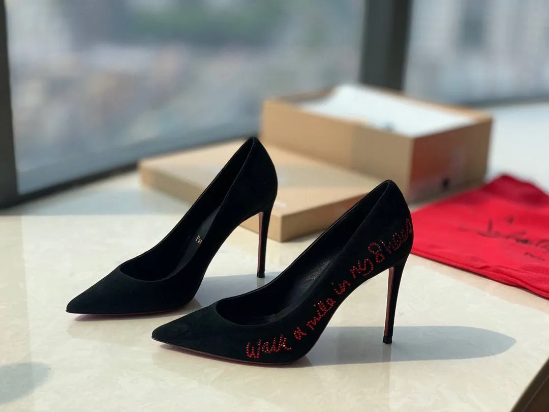 CHRISTIAN LOUBOUTIN Женские замшевые туфли CHRISTIAN LOUBOUTIN Женские замшевые туфли