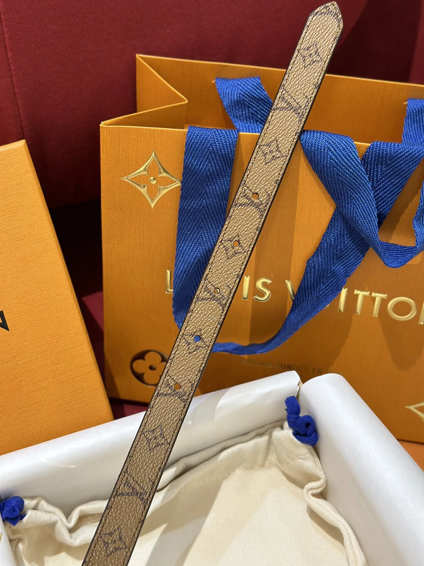 LOUIS VUITTON Женский ремень Dauphine LOUIS VUITTON Женский ремень Dauphine