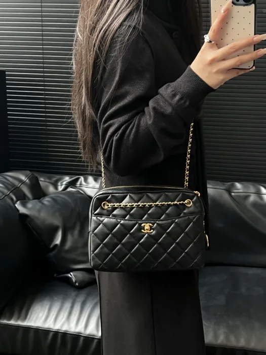 CHANEL Женская Cумка 24K