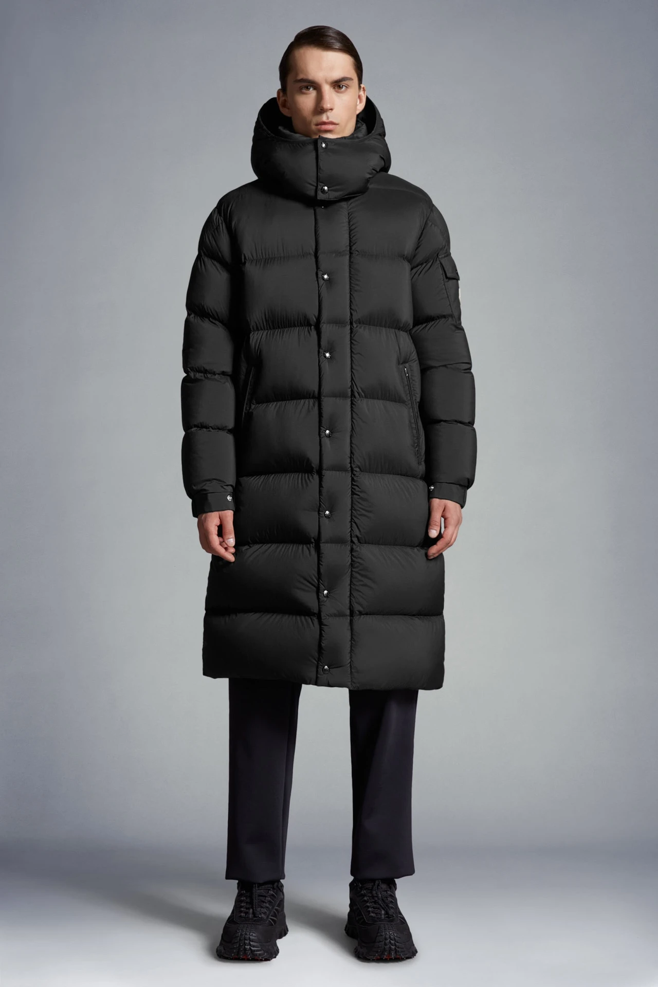 MONCLER Мужской длинный пуховик Hanoverian MONCLER Мужской длинный пуховик Hanoverian