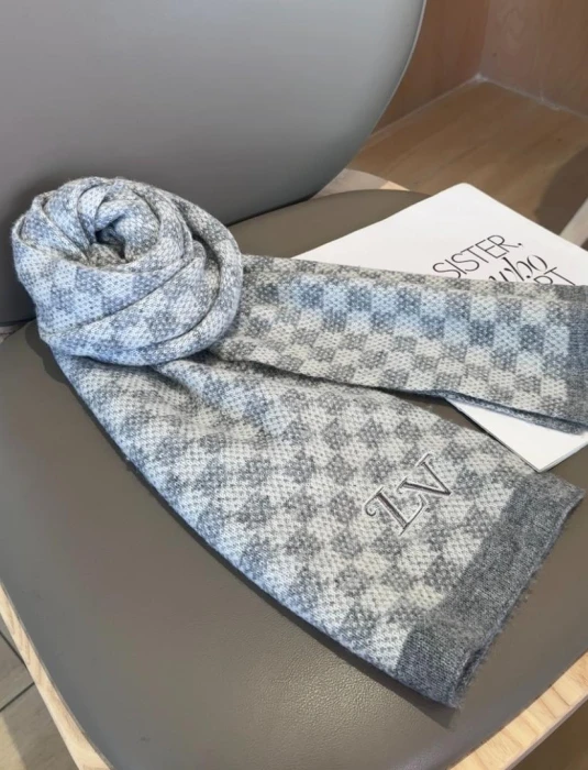 LOUIS VUITTON Мужской шарф