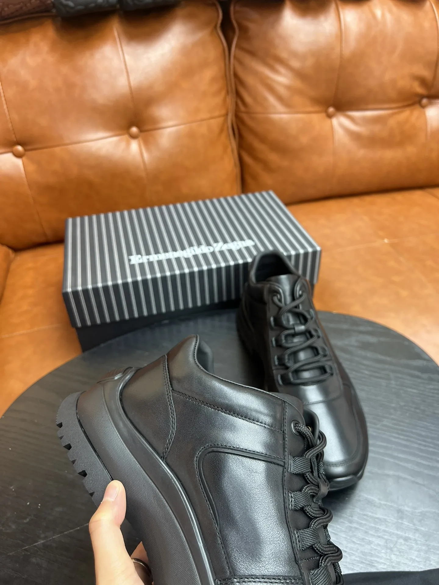 ERMENEGILDO ZEGNA Мужские кроссовки из телячьей кожи ERMENEGILDO ZEGNA Мужские кроссовки из телячьей кожи